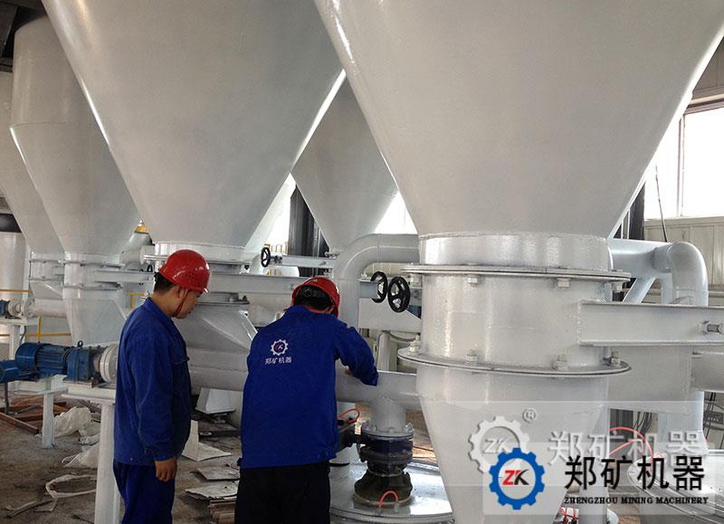 端午节忙碌在富瑞克安装现场的郑矿机器员工