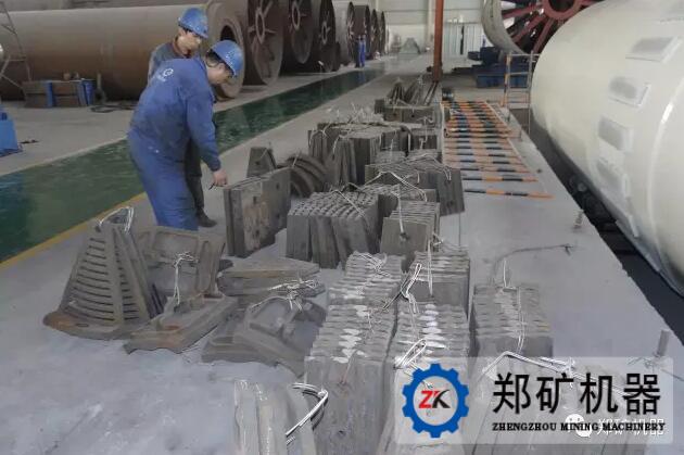 球磨机衬板与磨球的关系